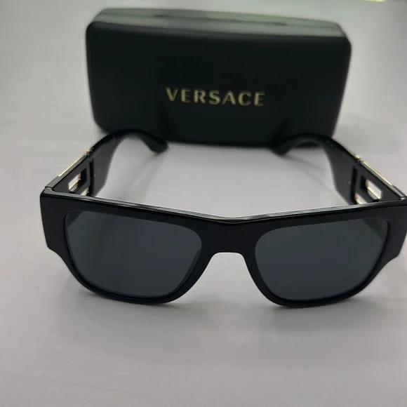 Versace | Accessories | Versage Sunglasses Nwt | Poshmark display picture 3